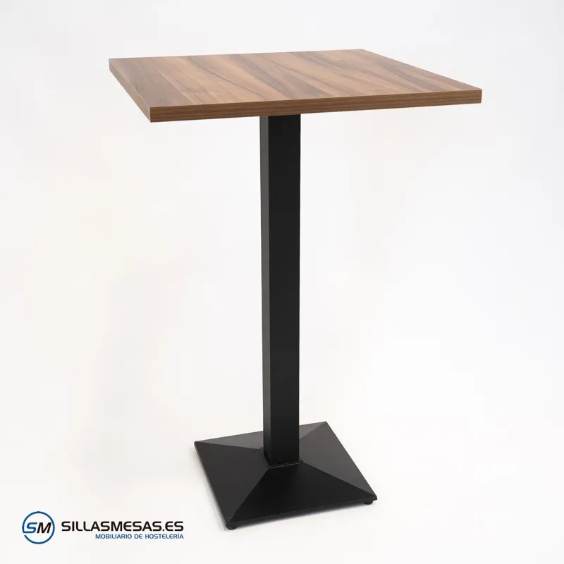Mesa alta Daniela interior: altura y estilo moderno