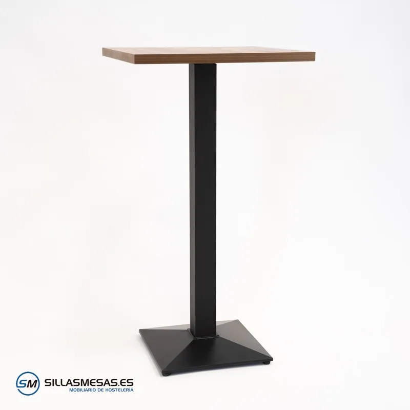Mesa alta Daniela interior: altura y estilo moderno