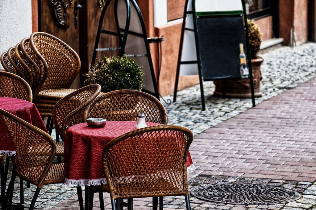 Nuevas tendencias en sillones de hostelería 2018