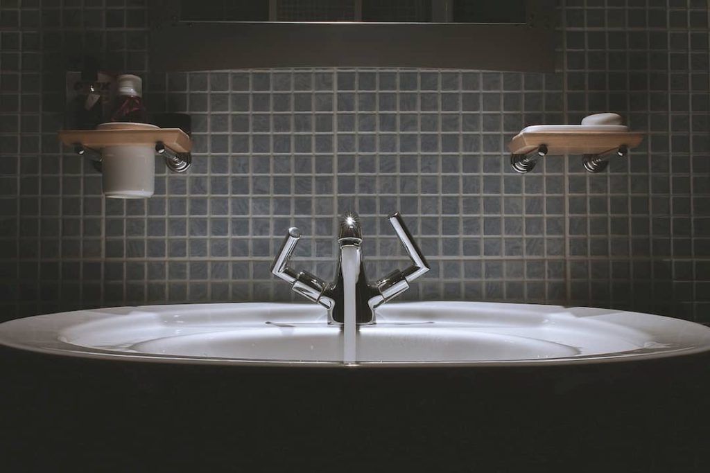 cómo ahorrar energía en un local de hostelería agua