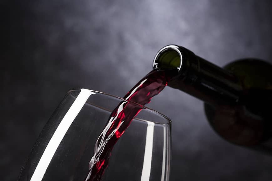 Aprende cómo servir el vino correctamente