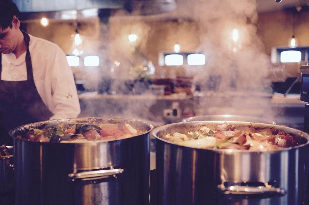 Normativa de salida de humos en cocinas
