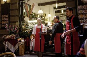 la importancia del jefe de sala en un restaurante